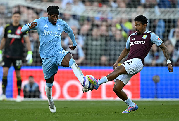 线的坚强屏 线的坚强屏